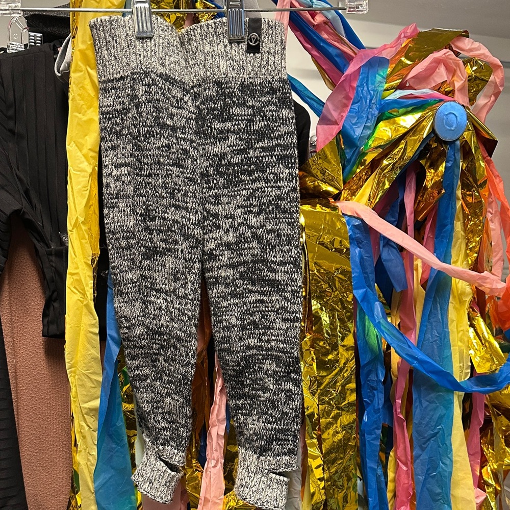 Ivivva Black and White Knit Leggings